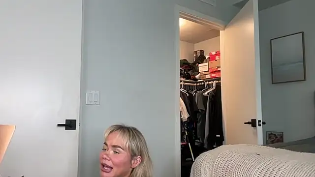 ElenaErickson Live XXX-Chat