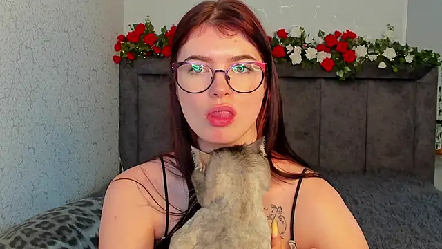 دردشة MelissaMay__ الجنسية المباشرة