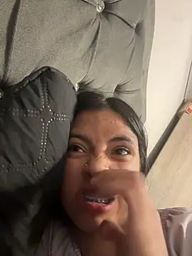 Chat XXX ao vivo de CELESTE_-EC