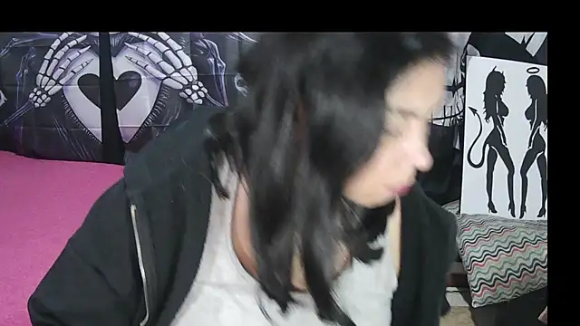 Chat +18 de vivian-milf ao vivo