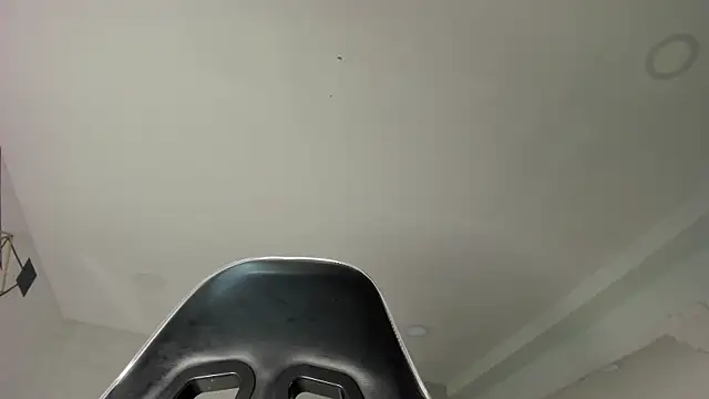 KourtneyAndrews live XXX chat