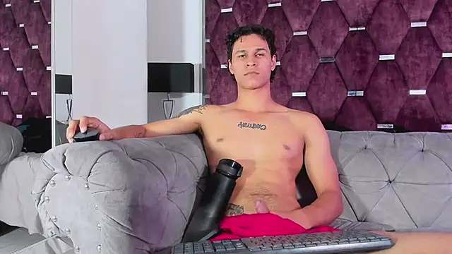 Chat +18 de TonyBenedetti ao vivo