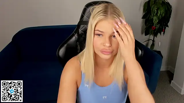 Stella_Lee élő XXX-chatje