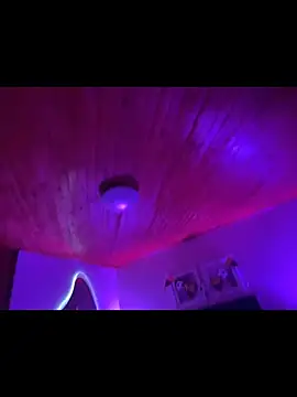 Isabella18_pink 现场XXX聊天