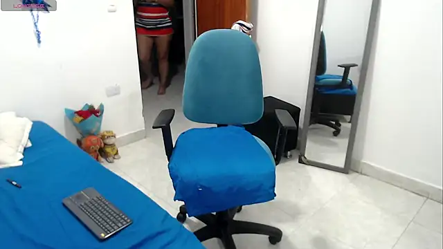 Živý XXX chat LAURA_Foxht