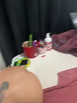 Chat +18 de CasadaGreluda40 ao vivo