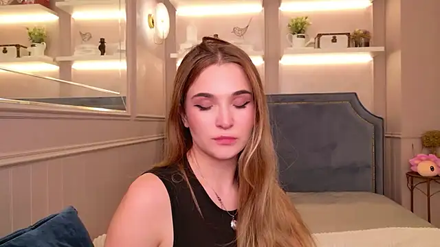 Lina_SinerzのライブXXXチャット