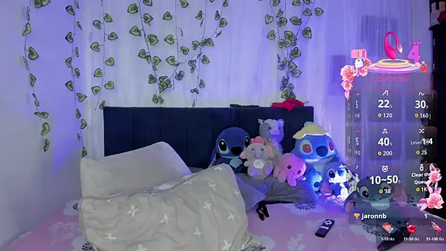 EmiliaRose_ 라이브 XXX 채팅