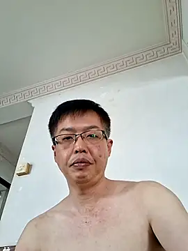akumasian 在線直播表演