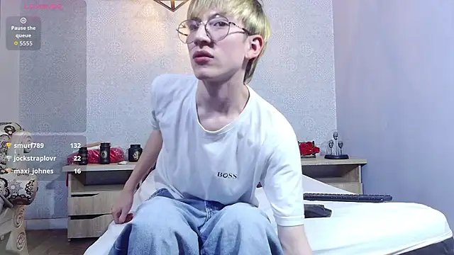 Živý XXX chat axell_stone_