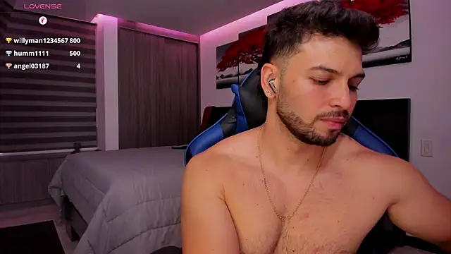 nick_klaus élő XXX-chatje