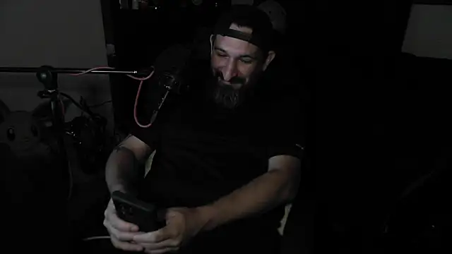 Chatroom XXX en direct de DevilPup75_