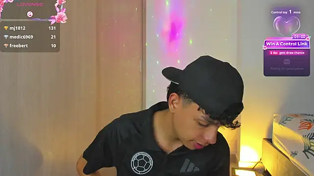 XXX chat uživo modela Maxfrost1