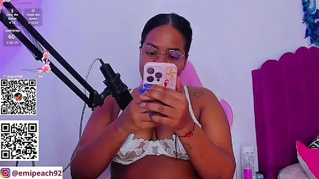 samanthaabloom's Live XXX Chat