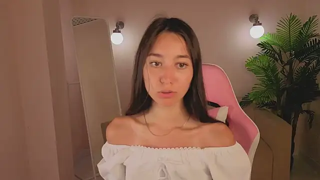 XXX chat uživo modela Nicole_Brownie