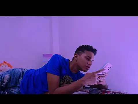 dilan_alfonzo's Webcam Show