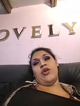 Chat XXX en directo de kimCosseyy