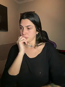 Chat +18 de tiphanyari ao vivo
