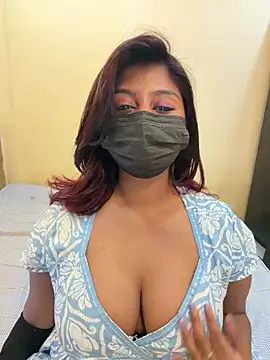 PayalDesire Adlı Modelin Canlı XXX Sohbeti