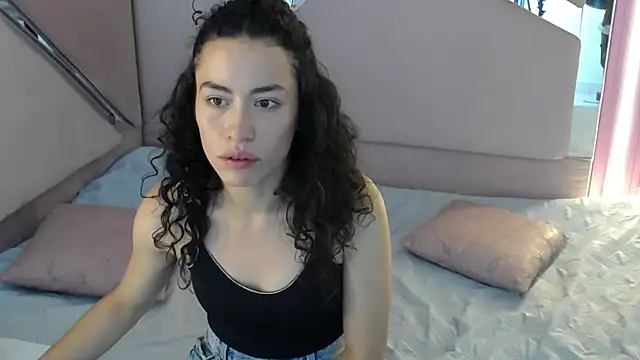oblivionlove live XXX chat