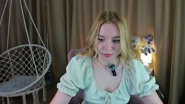 Linda__Bloom Chat XXX live