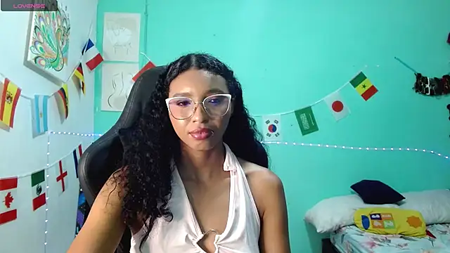 sensitive_brunetteのライブXXXチャット