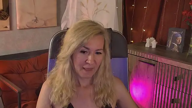 DonnaSmitth XXX чат на живо