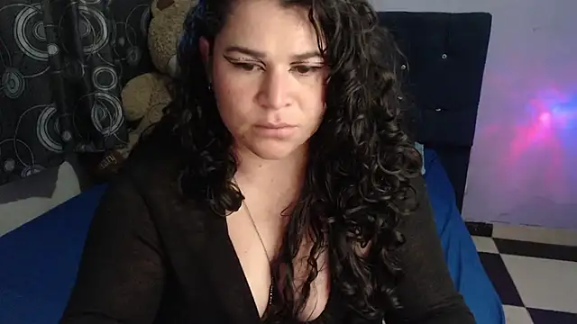 Chat XXX Live ANGELIQUE_KLANE