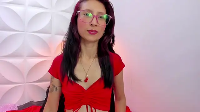 צ'אט XXX בשידור חי של zaira_skinny
