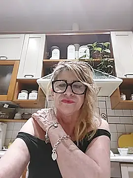 susylux Chat XXX live