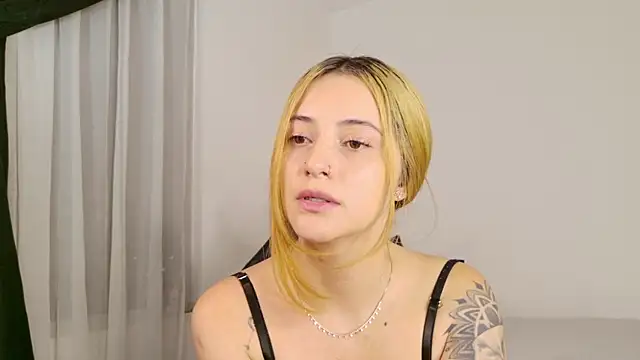 Czat XXX na żywo – annie_mora