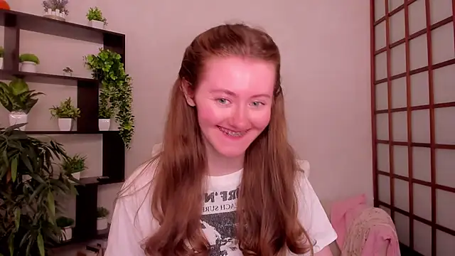 KateCuddle Chat XXX in diretta
