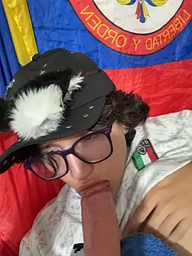 -BlueOpal-'s Live XXX Chat