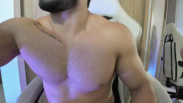 Thiago_morettiのライブXXXチャット