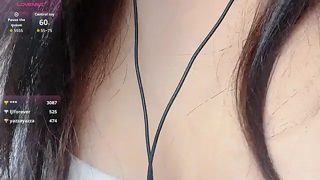 Chat +18 de Tavie1744 ao vivo