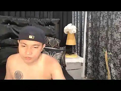 PRIMOLOVEXX Live XXX-chat