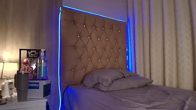 Chatroom XXX en direct de Maddyluxe