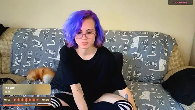 Chat +18 de SparkyFerret ao vivo