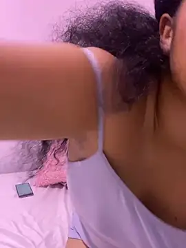ms_ivannaのライブXXXチャット