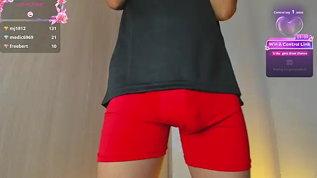 Chatroom XXX en direct de Maxfrost1