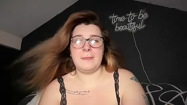 Chat +18 de curvy_rosie69 ao vivo
