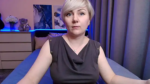 Živý XXX chat BlondPearl
