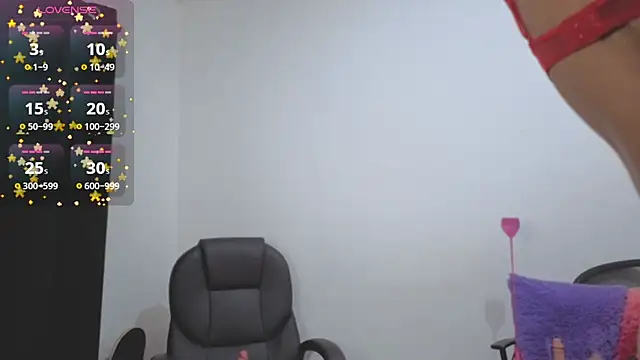 Chat +18 de Kiara-Rider ao vivo