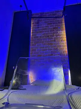 GrayAndrews' Live XXX Chat
