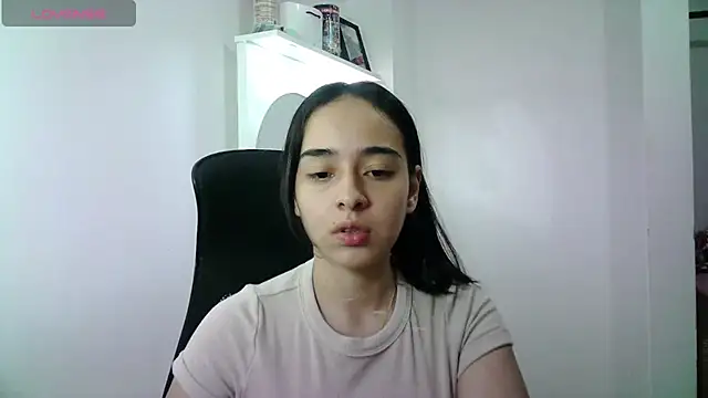 aineangeel's Live XXX Chat