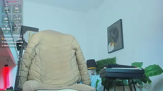 Thom_Ohtani Chat XXX in diretta