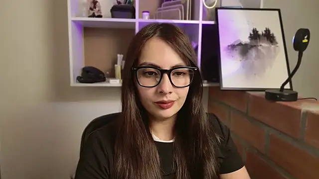 lalawhitte élő XXX-chatje
