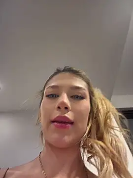 צ'אט XXX בשידור חי של valeryfox__
