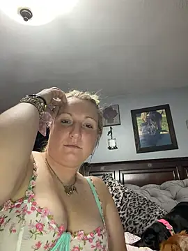 sweetkacibaby's Live XXX Chat