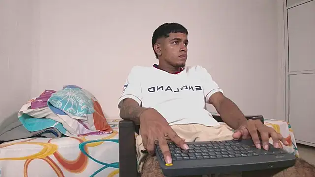 k_florez's Live XXX Chat